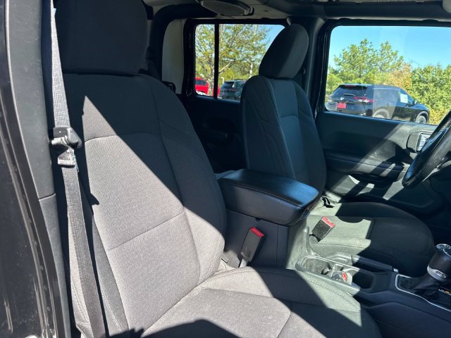 Used 2020 Jeep Gladiator Sport w/ Quick Order Package 24S AWD/4WD image 16