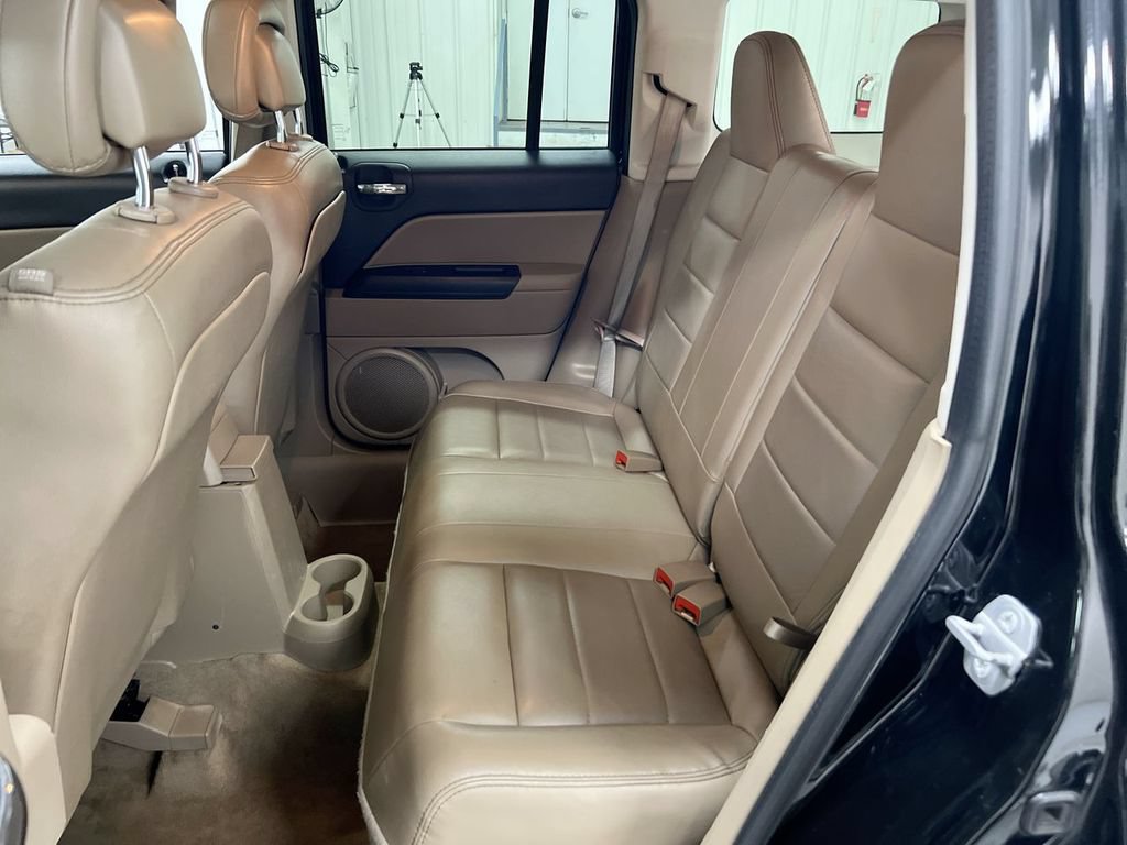 Used 2015 Jeep Patriot High Altitude AWD/4WD image 21