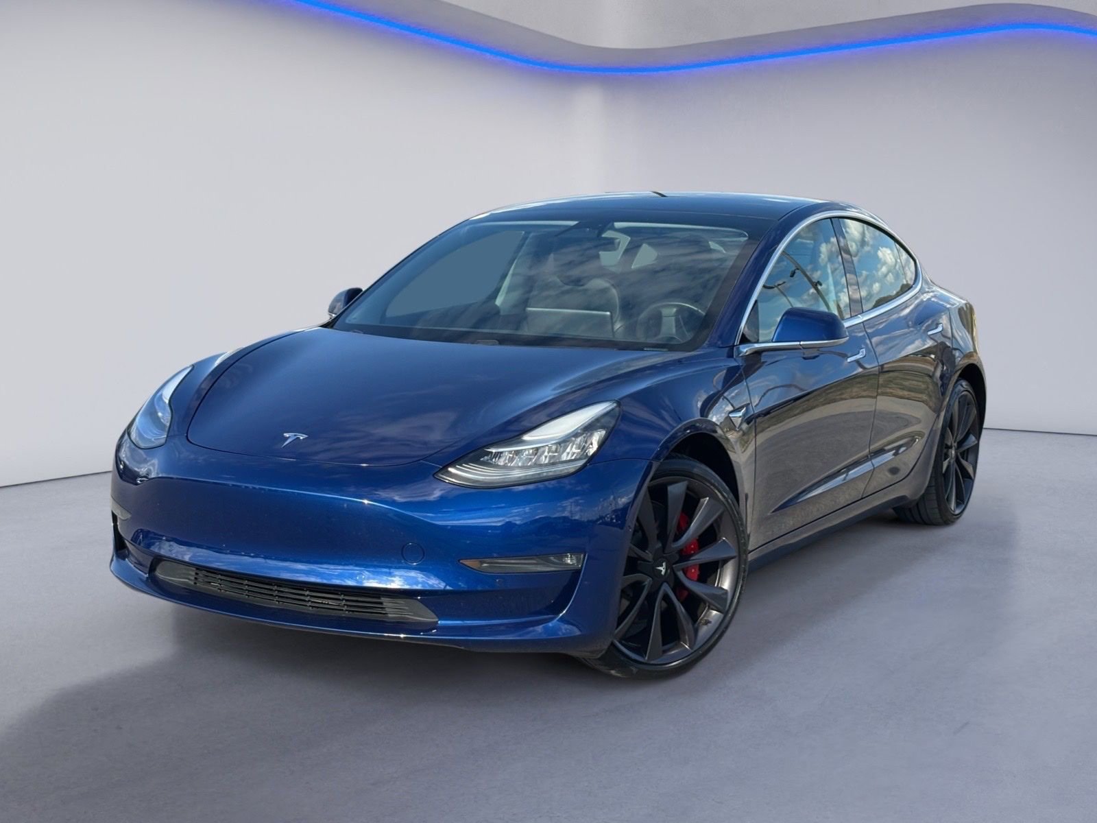 Used 2020 Tesla Model 3 Performance image 2