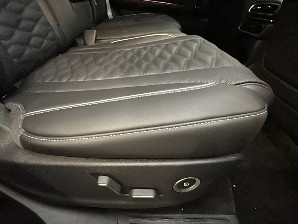 New 2026 Genesis GV80 3.5T e-SC AWD/4WD image 16