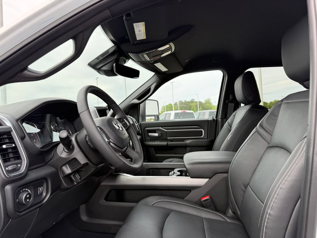 New 2025 RAM 2500 Big Horn AWD/4WD image 9