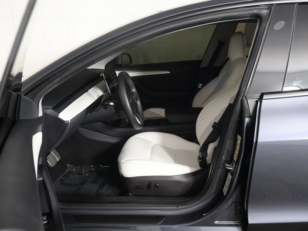 Used 2022 Tesla Model 3 Long Range AWD/4WD image 32