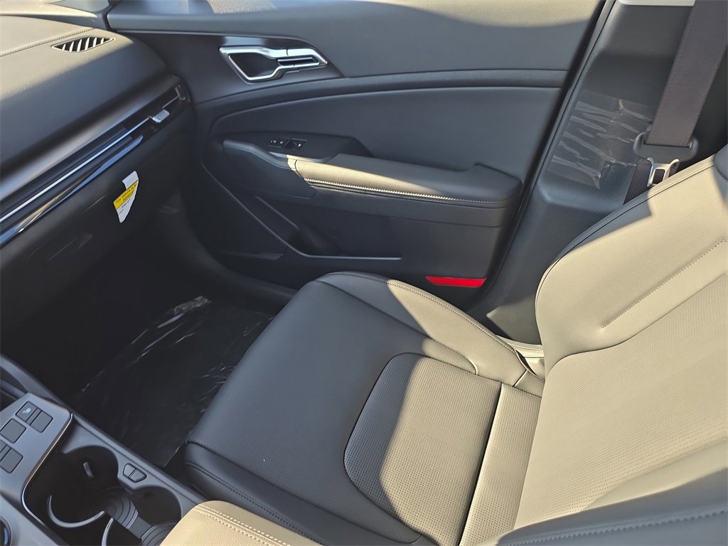 New 2026 Kia Sportage EX image 16