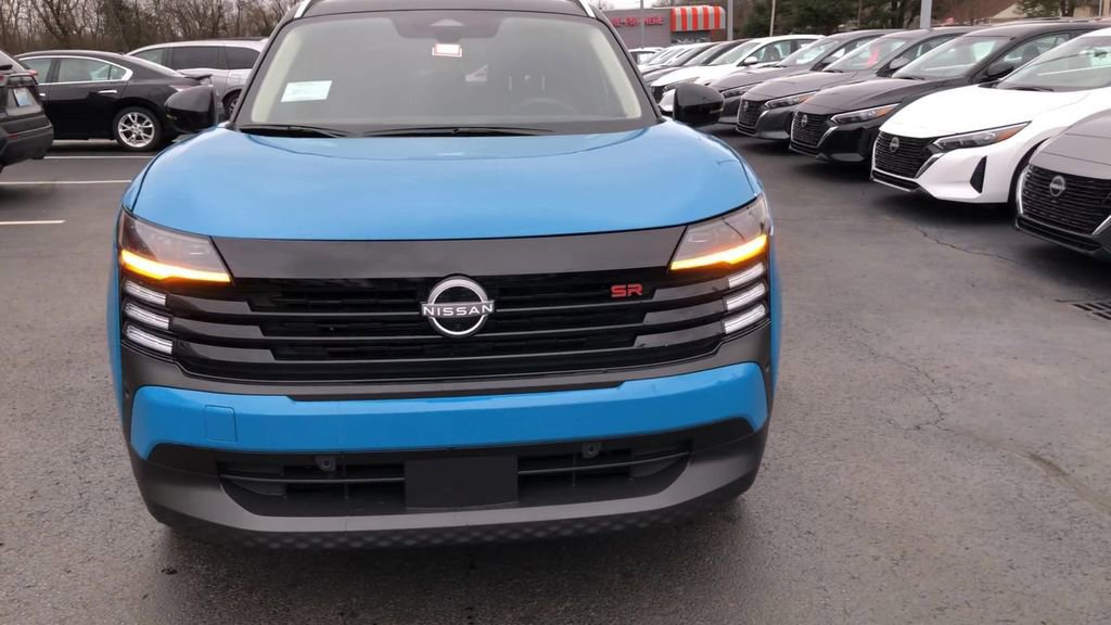 New 2026 Nissan Kicks SR w/ Cold Weather Package image 3