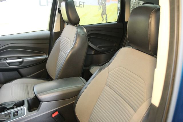 Used 2018 Ford Escape SE w/ SE SYNC Package image 18