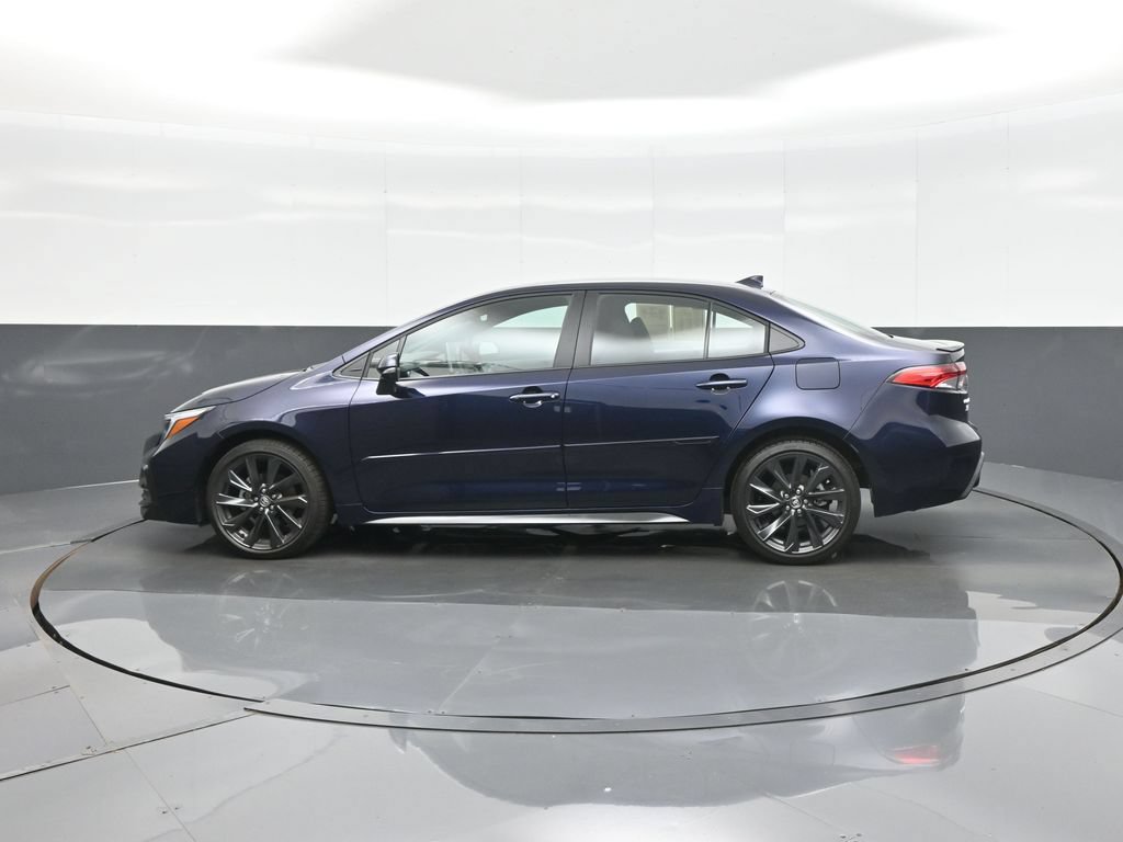 Certified 2026 Toyota Corolla SE w/ SE Package FWD image 4