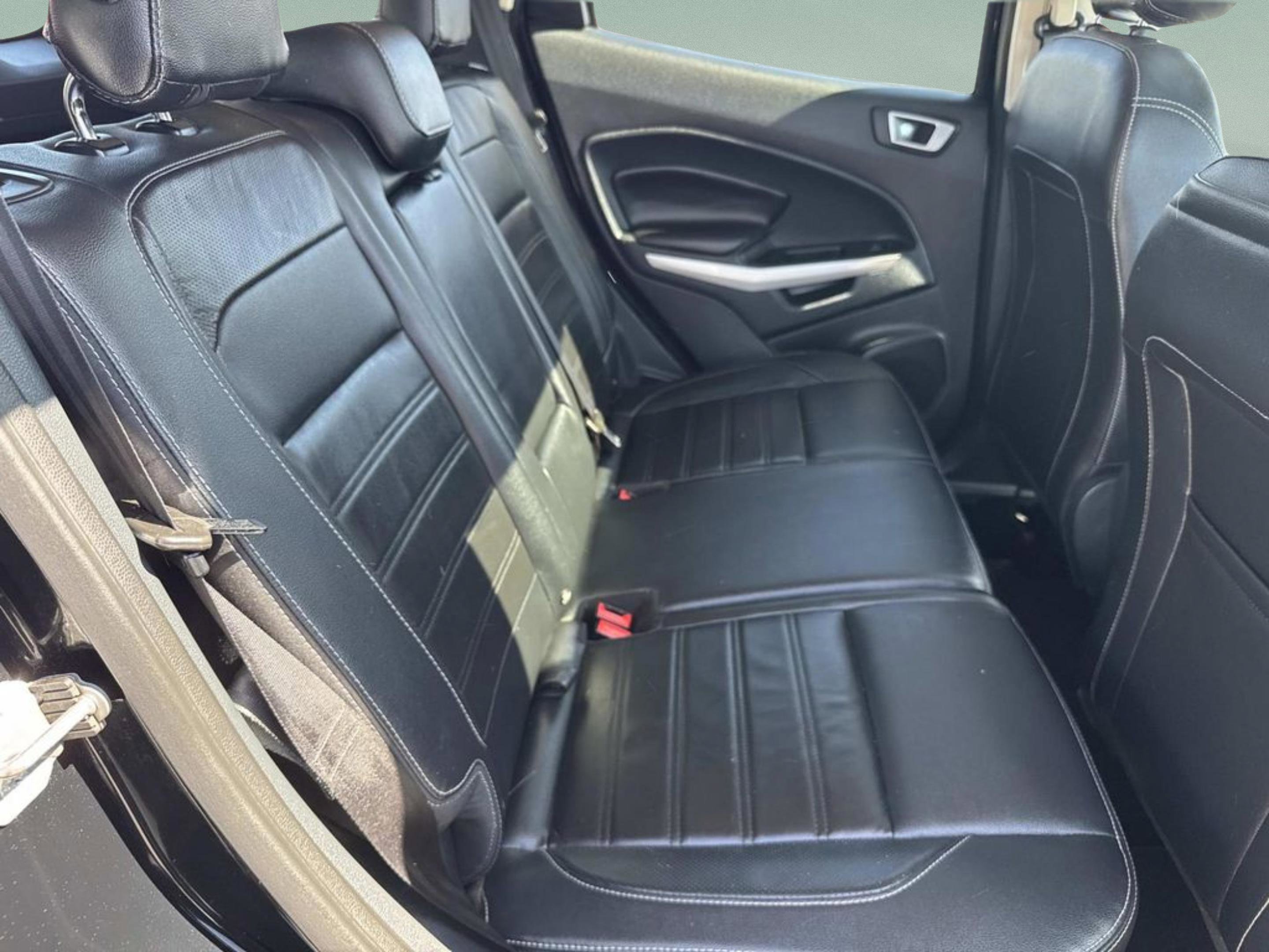 Used 2020 Ford EcoSport Titanium image 20