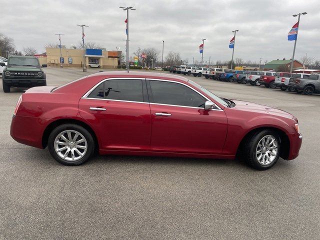 Used 2014 Chrysler 300 C image 12