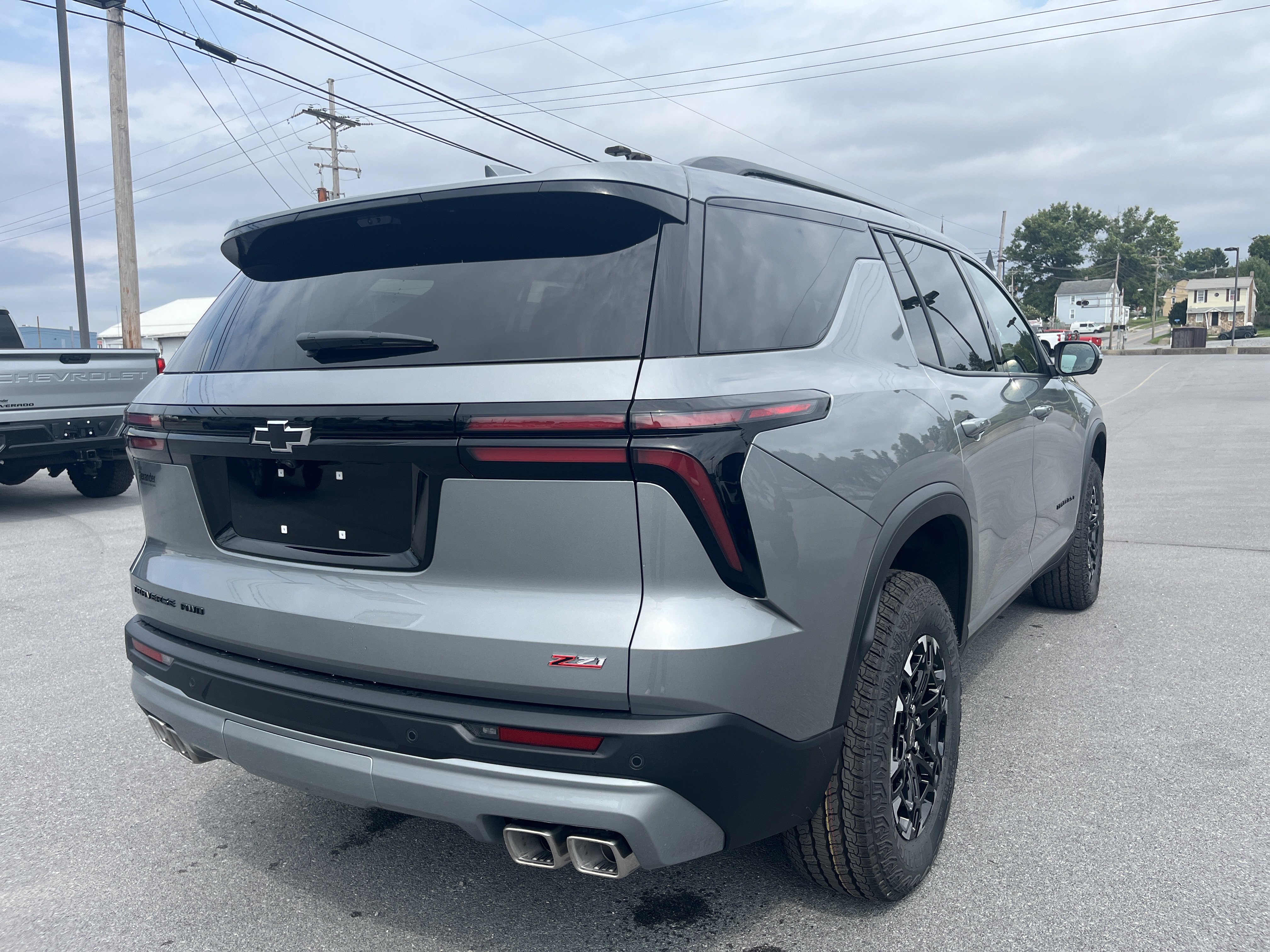 New 2027 Chevrolet Traverse Z71 w/ Driver Confidence Package AWD/4WD image 3