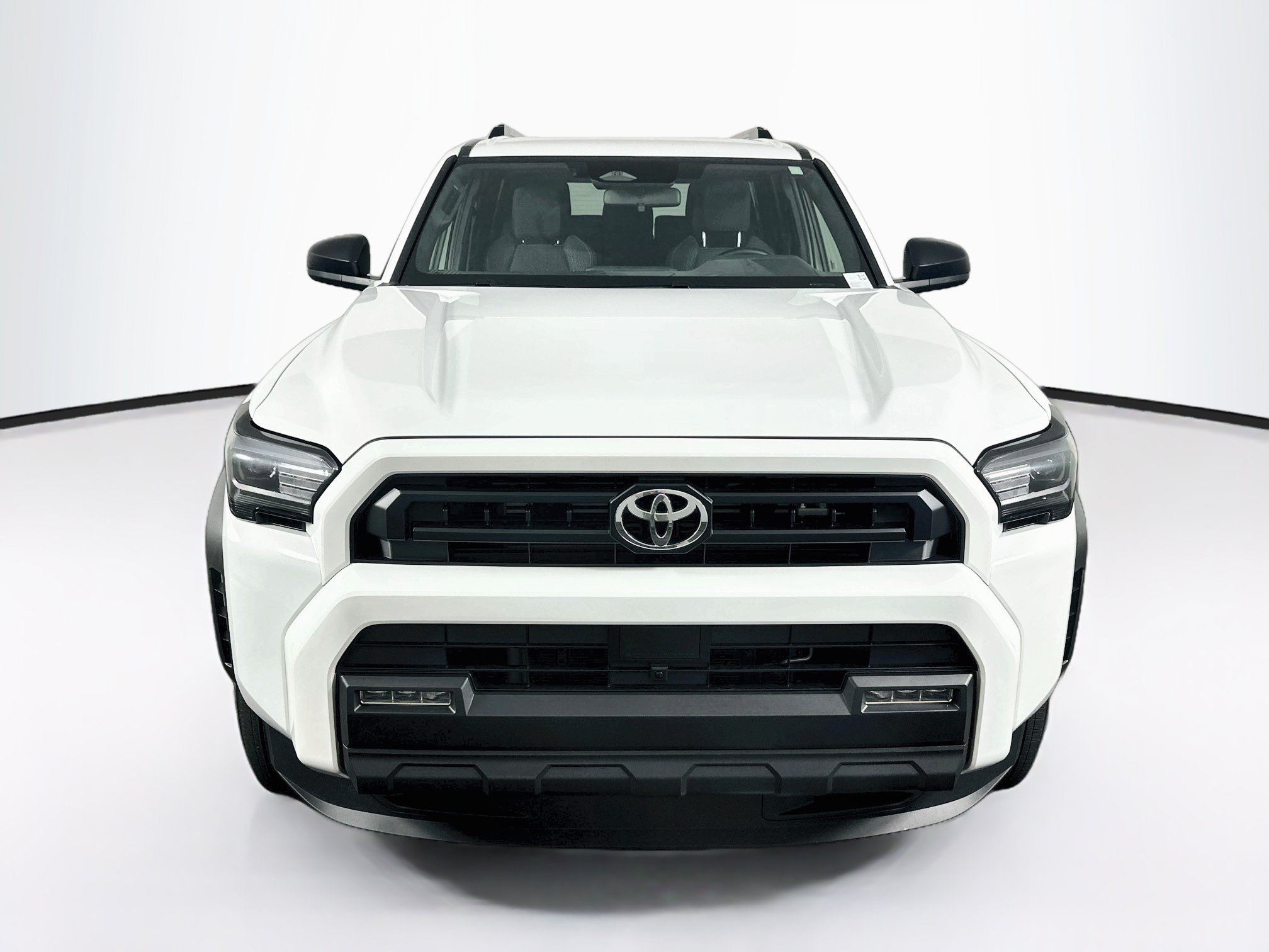 Used 2025 Toyota 4Runner SR5 AWD/4WD image 2