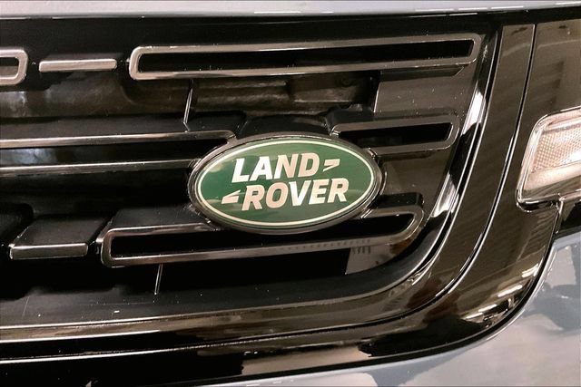 Certified 2026 Land Rover Range Rover Evoque Dynamic SE AWD/4WD image 32