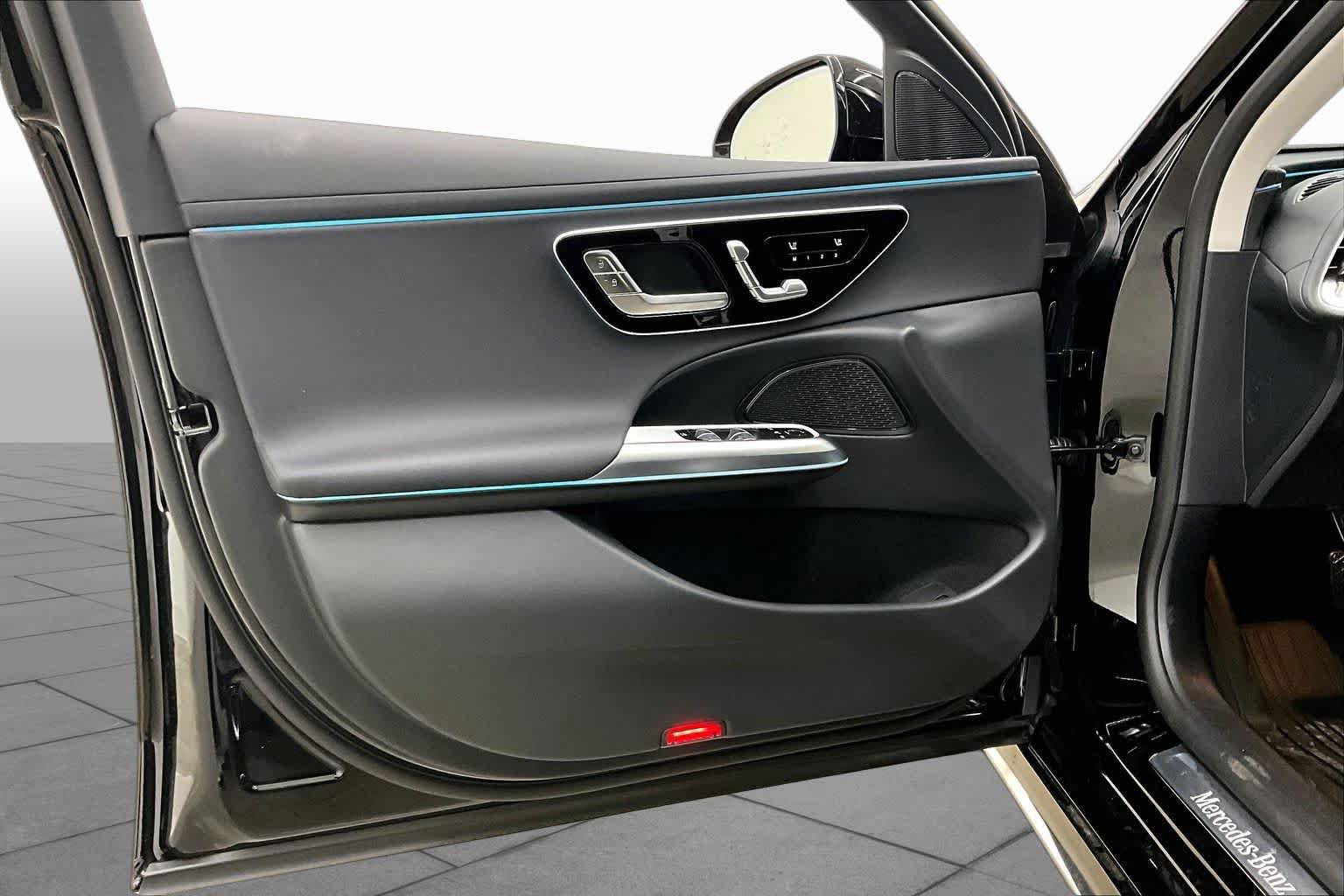 New 2026 Mercedes-Benz E 350 4MATIC Sedan image 10