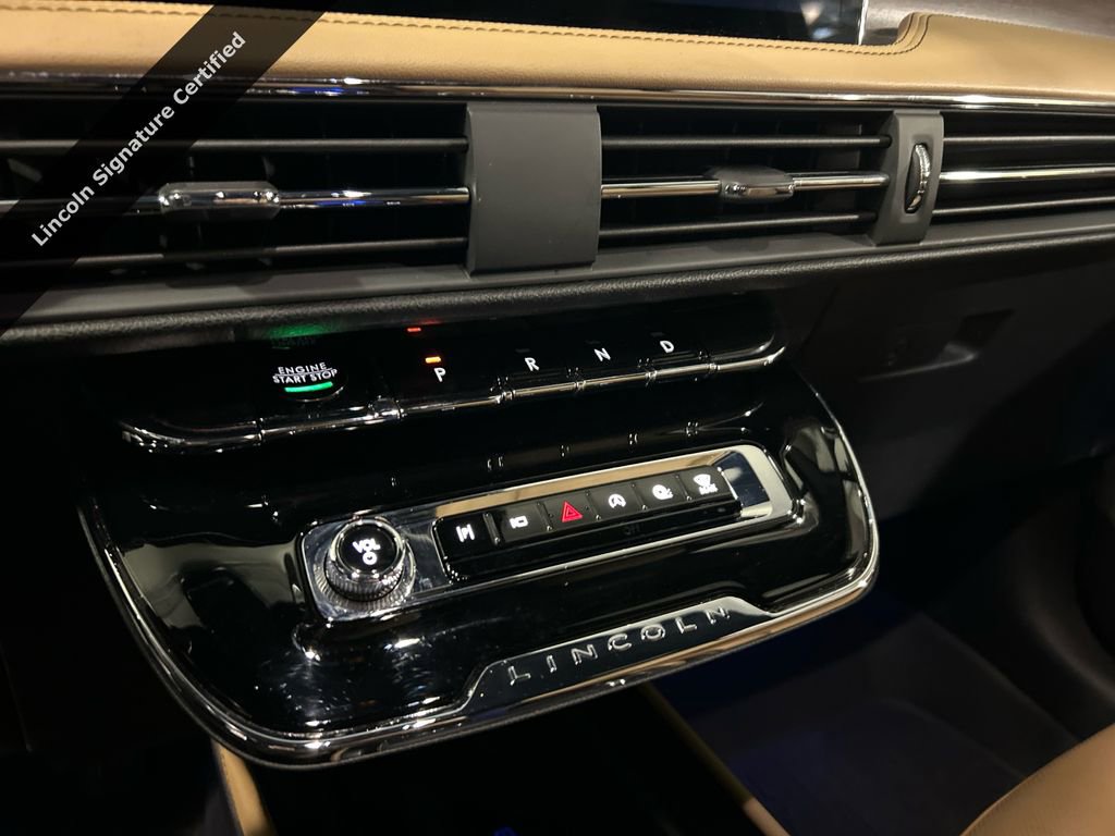 Certified 2023 Lincoln Corsair Reserve w/ Equipment Group 201A image 17