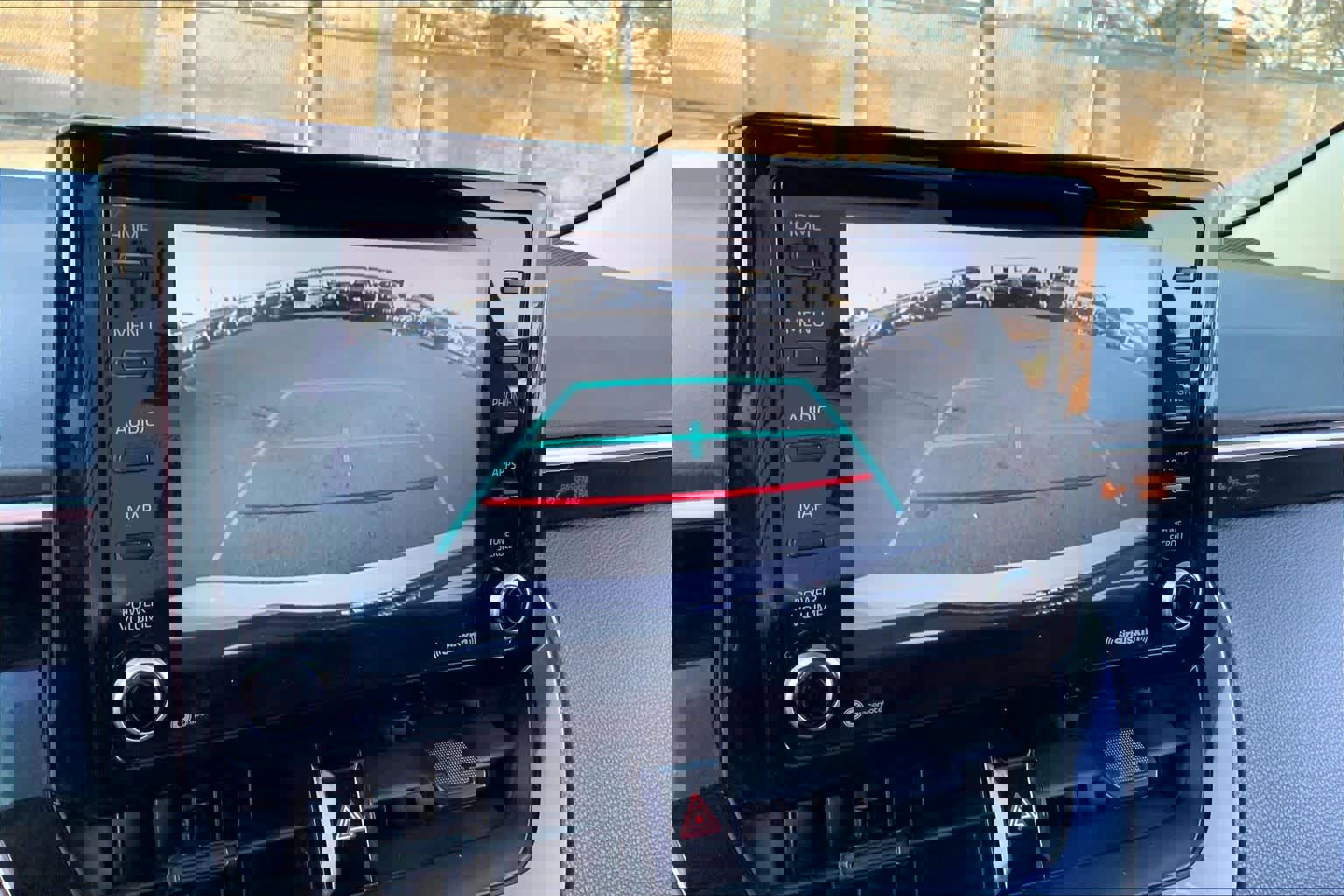 Used 2022 Toyota Corolla LE image 25