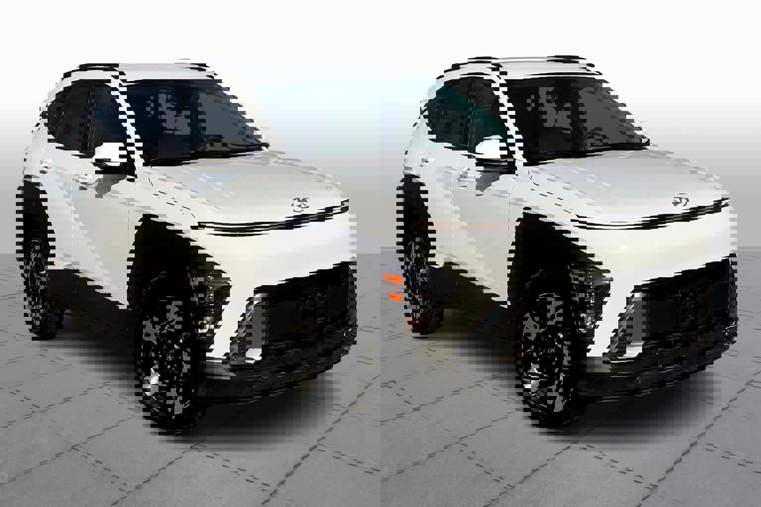 Used 2025 Hyundai Kona SEL image 2