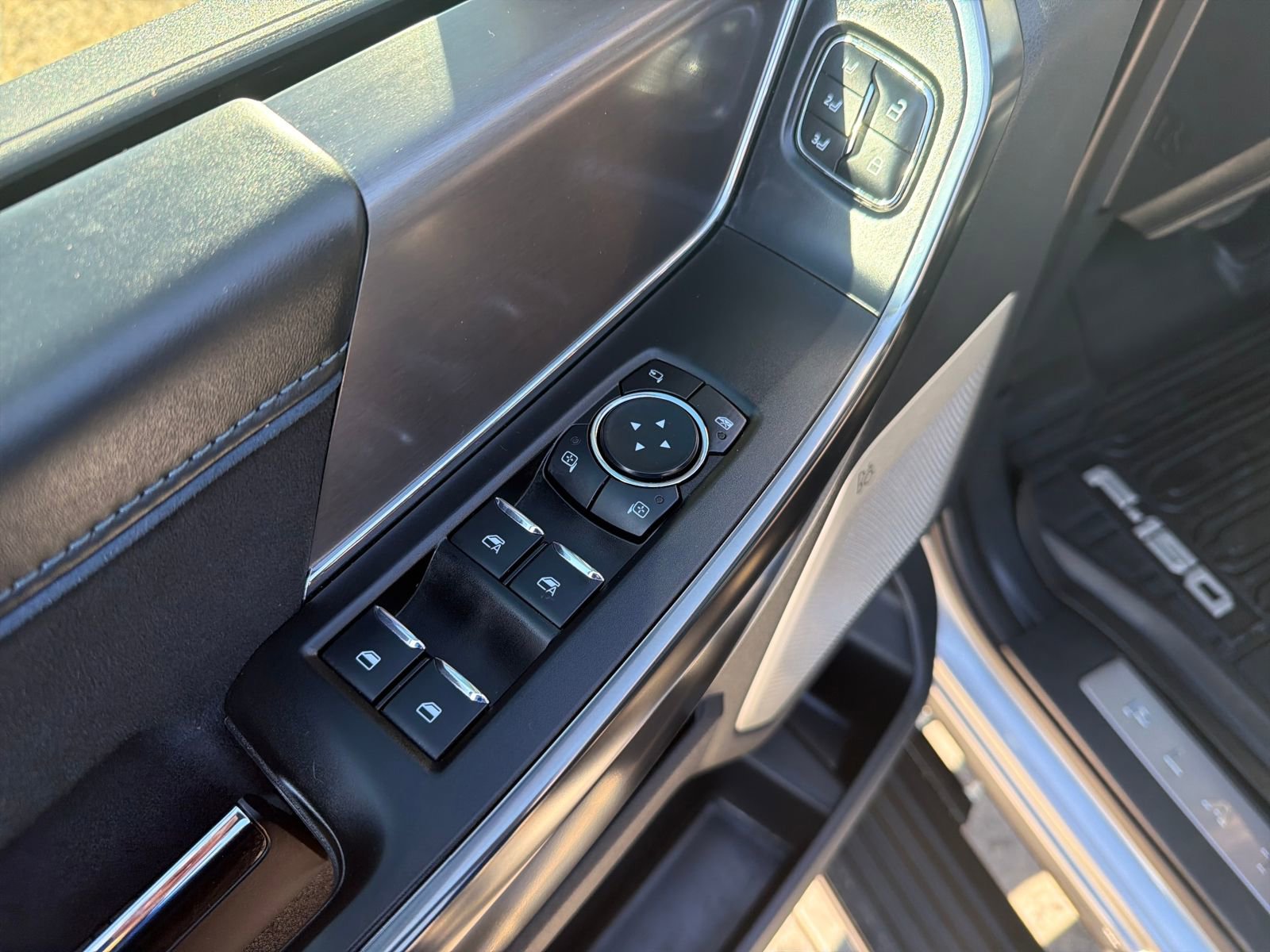 Certified 2024 Ford F150 Platinum w/ Equipment Group 702A High image 12