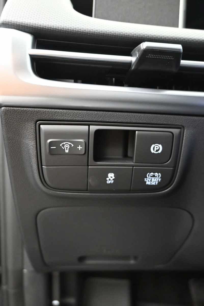 New 2026 Hyundai Tucson Blue SE FWD image 23