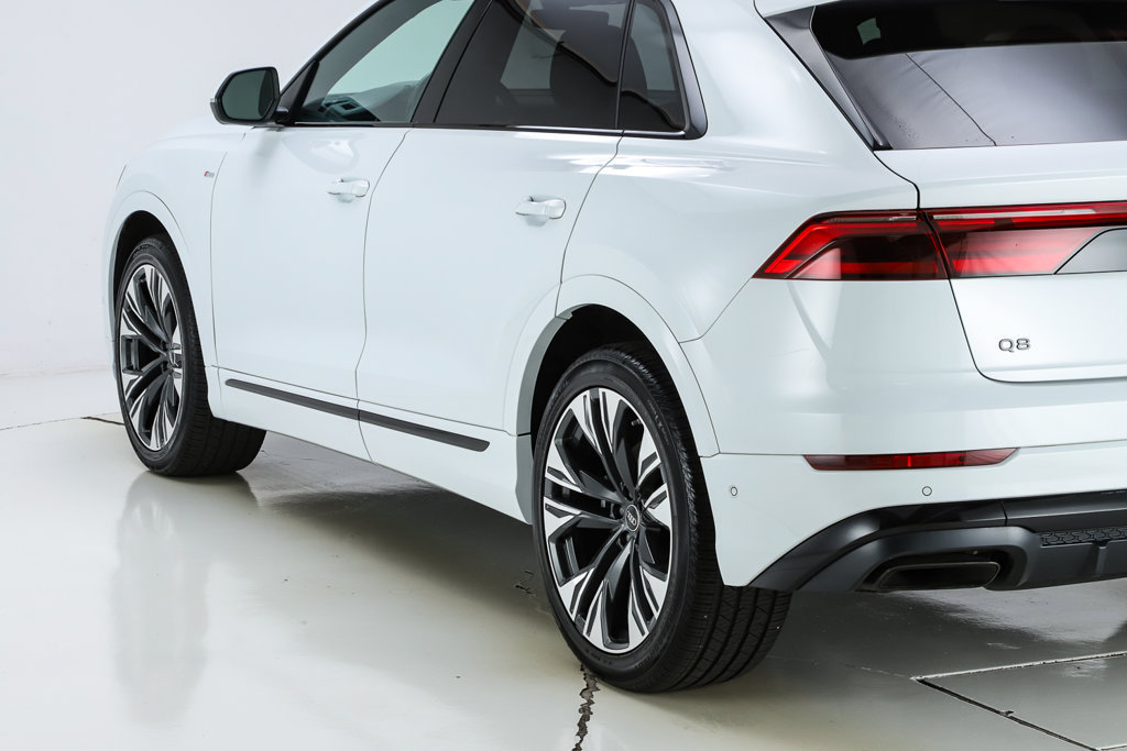 Used 2026 Audi Q8 Premium Plus w/ Premium Plus Package AWD/4WD image 12