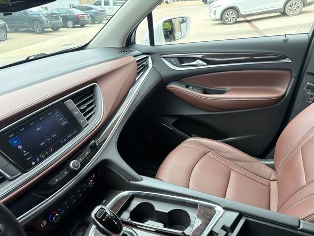 Used 2020 Buick Enclave Avenir FWD image 24
