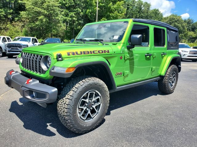 Used 2025 Jeep Wrangler Rubicon image 3
