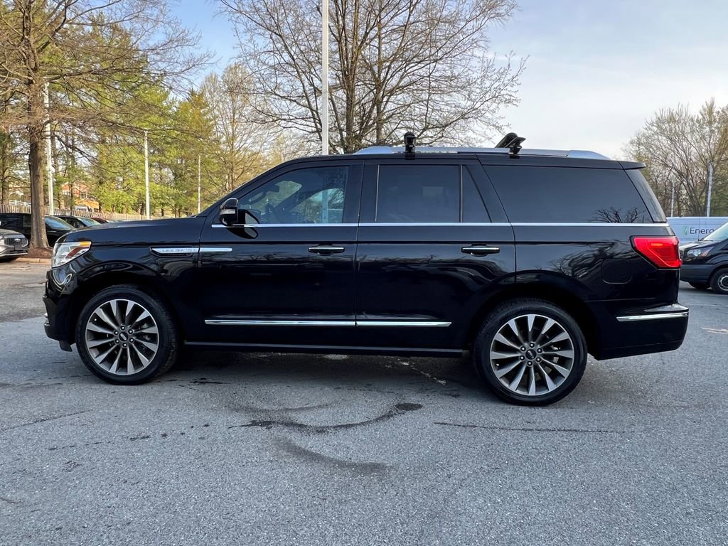 Used 2021 Lincoln Navigator Reserve image 4