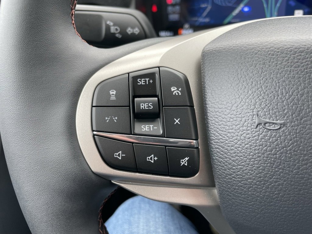 New 2026 Ford Explorer Active image 24