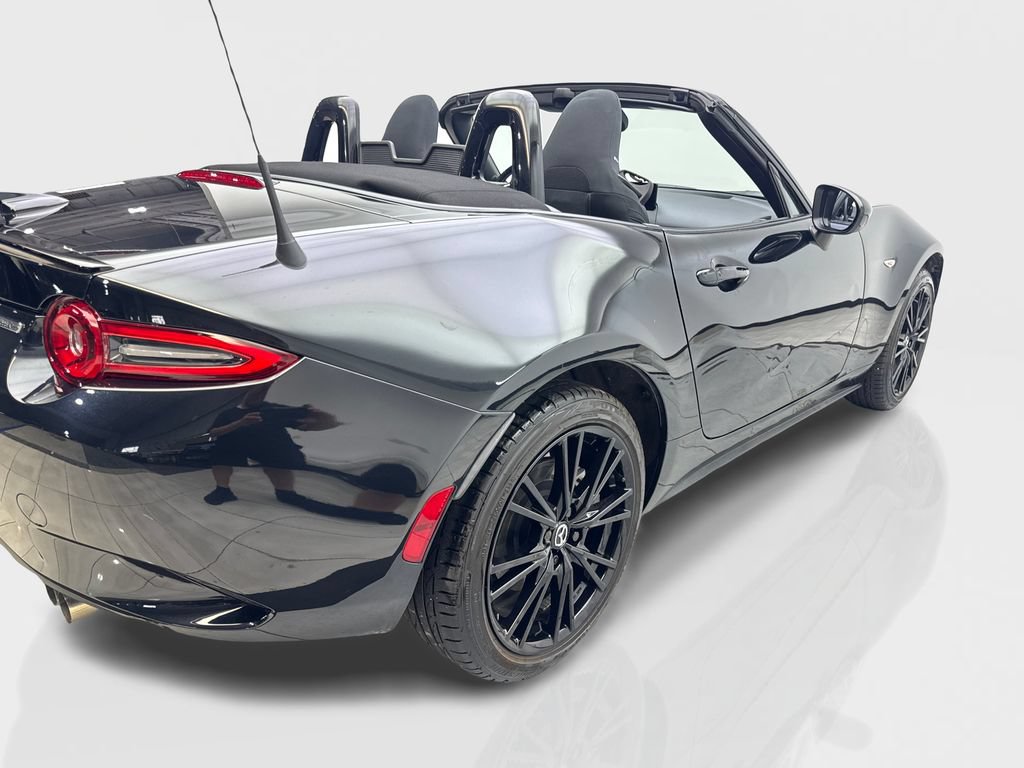Used 2024 MAZDA MX-5 Miata Club RWD image 13