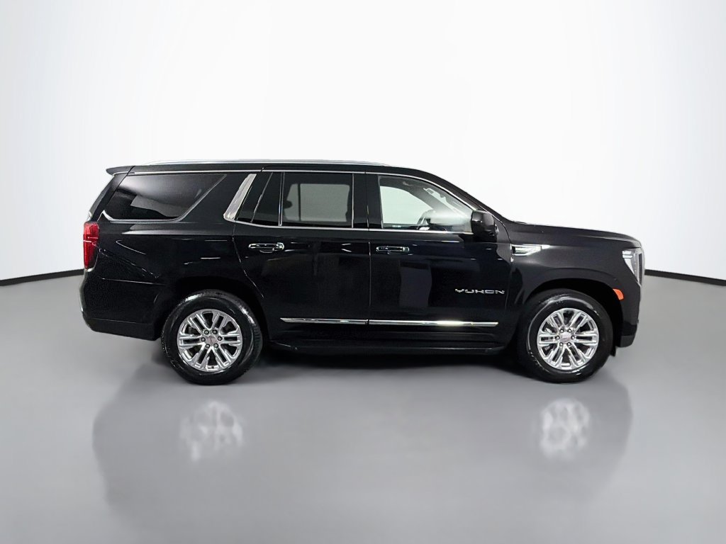 Used 2024 GMC Yukon SLT AWD/4WD image 8