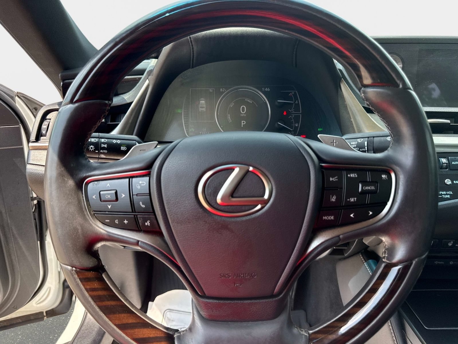 Used 2021 Lexus ES 300h w/ Premium Package FWD image 24