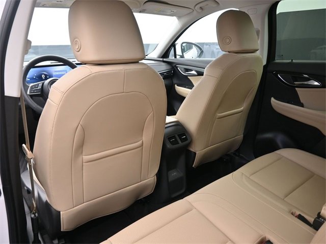 Used 2025 Buick Envision Preferred image 16