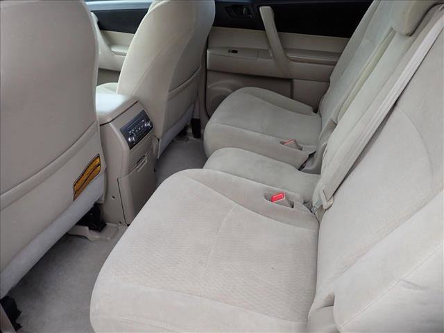 Used 2010 Toyota Highlander 4WD image 8