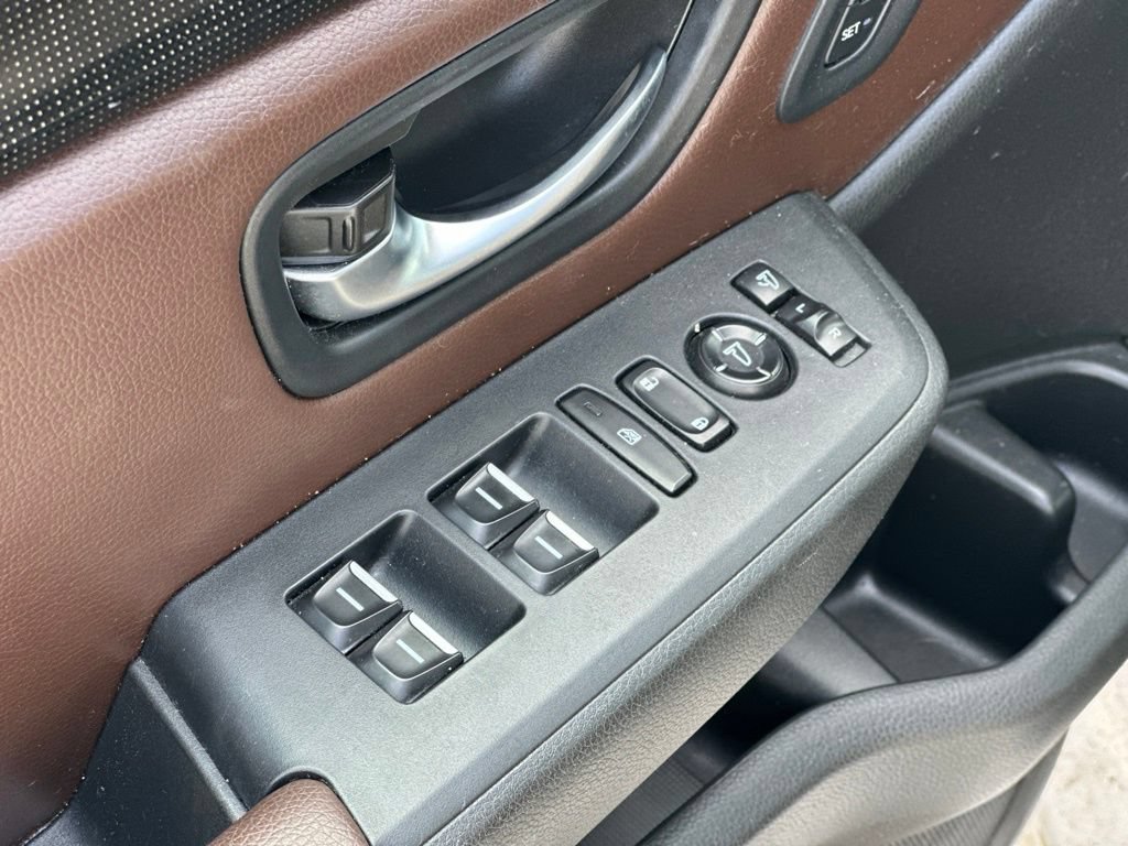 Used 2025 Honda Pilot Elite image 19