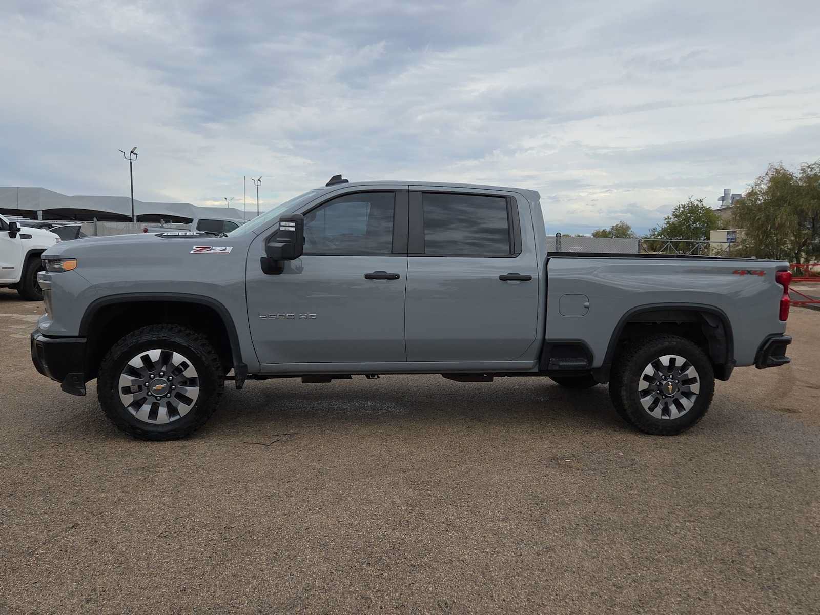 Used 2024 Chevrolet Silverado 2500 Custom w/ Custom Value Package AWD/4WD image 5