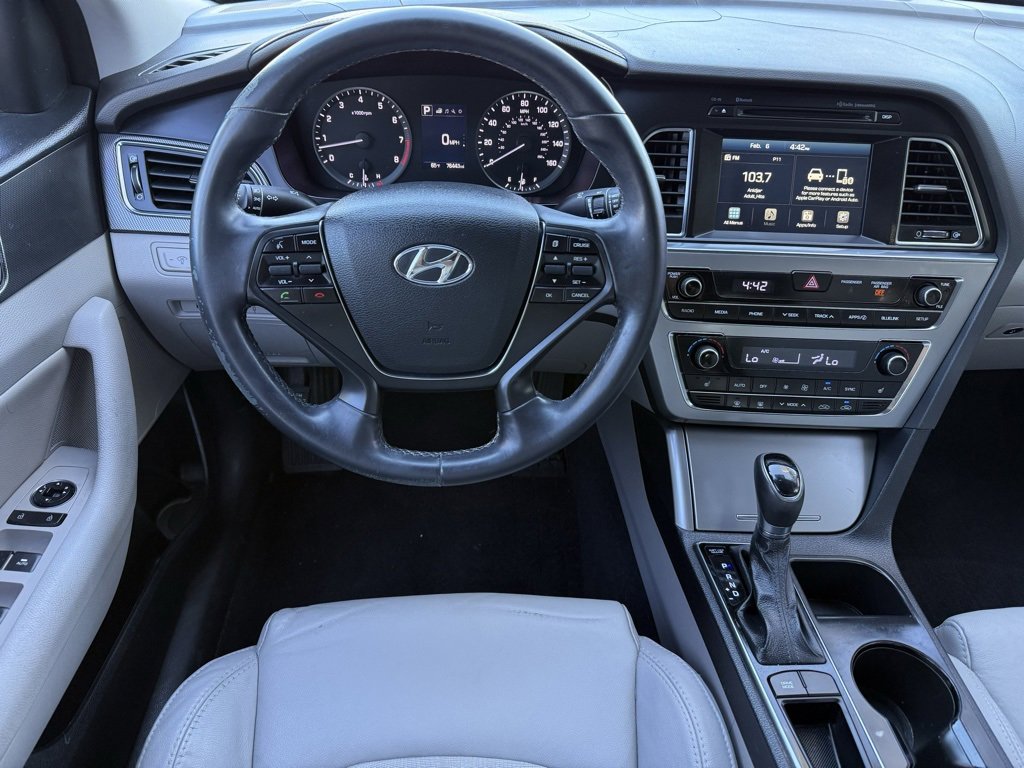 Used 2016 Hyundai Sonata Sport w/ Option Group 02 image 9