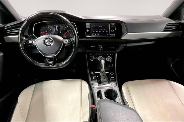 Used 2019 Volkswagen Jetta R-Line image 9