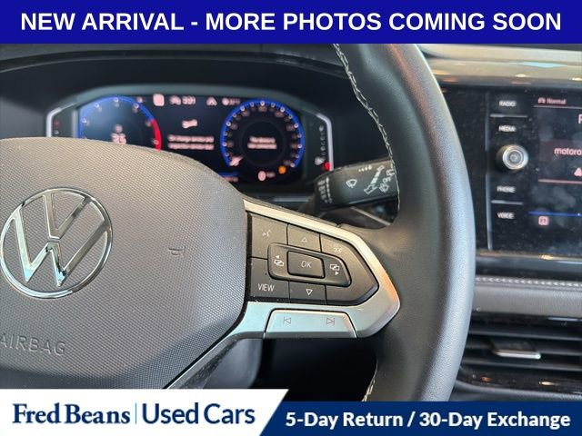 Used 2022 Volkswagen Taos SEL image 14