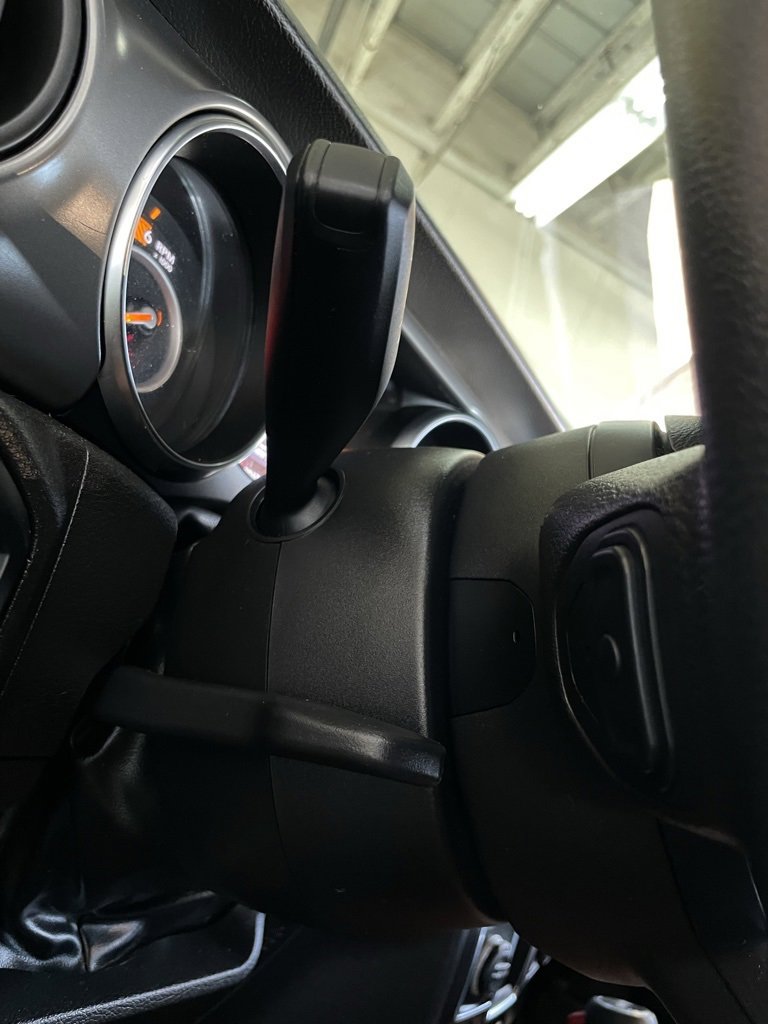 Used 2022 Jeep Wrangler Unlimited Sport image 35