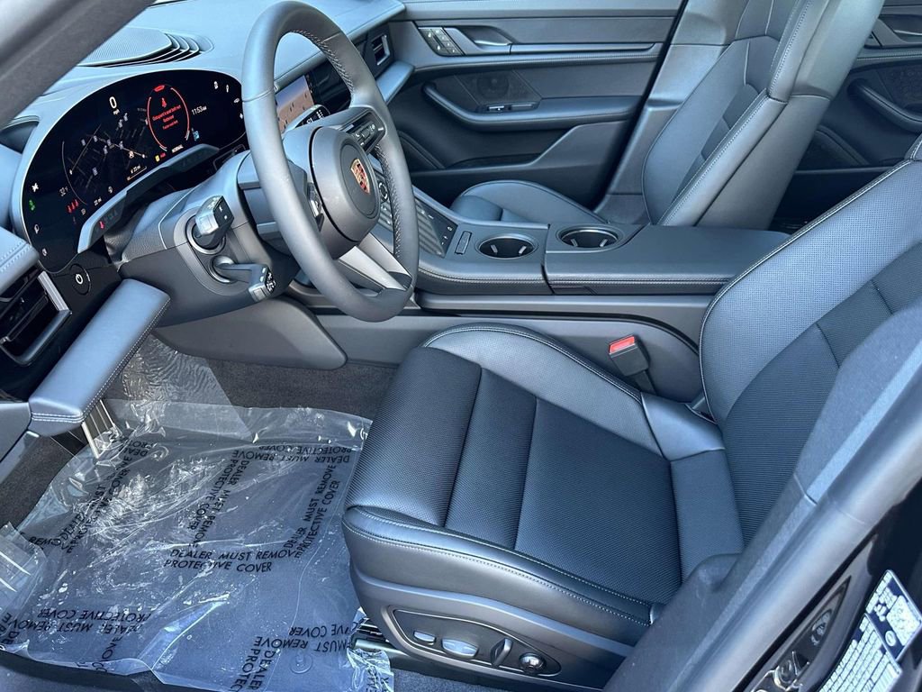 New 2026 Porsche Taycan image 21