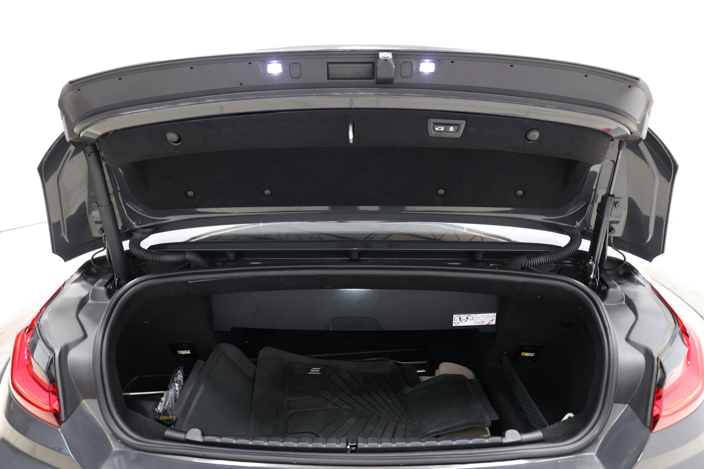 Used 2022 BMW M850i xDrive Convertible AWD/4WD image 53