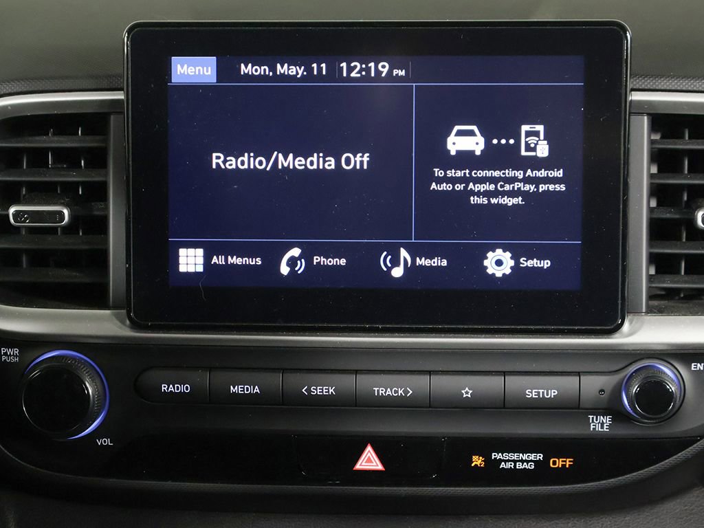 Certified 2024 Hyundai Venue SEL FWD image 38