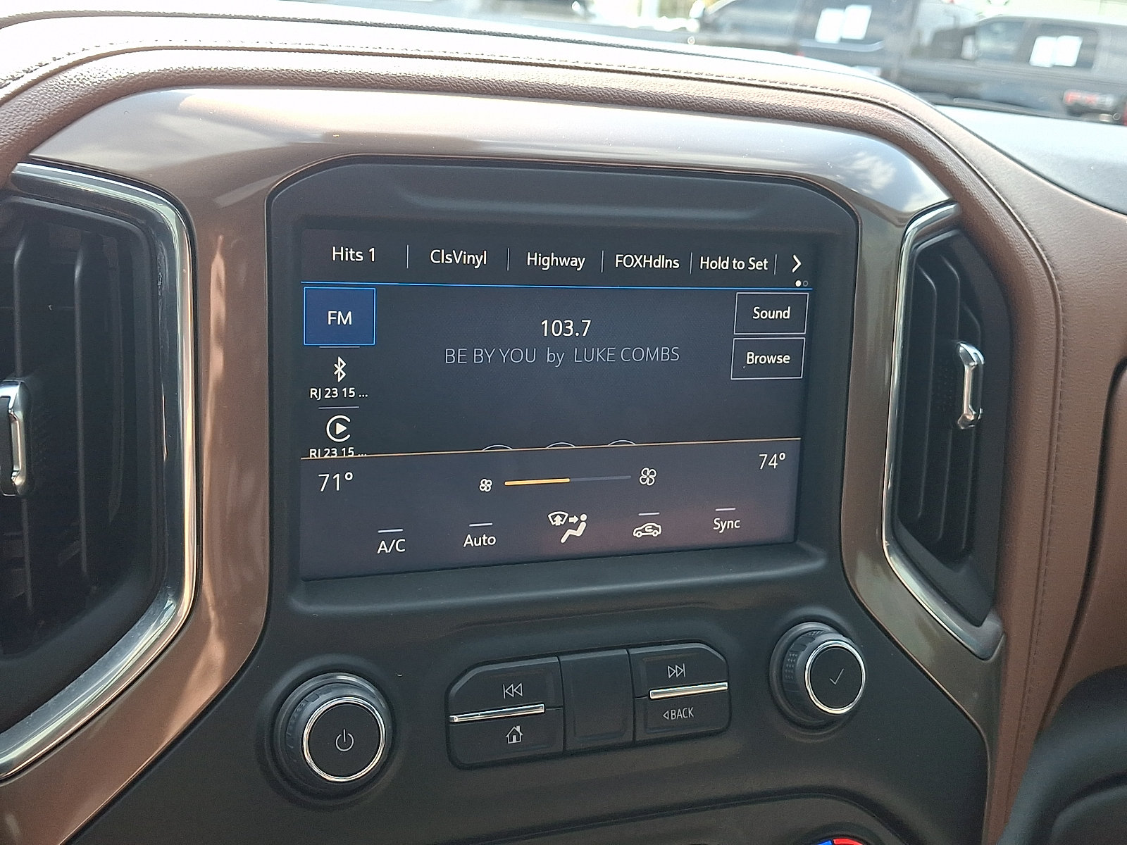 Used 2023 Chevrolet Silverado 2500 High Country AWD/4WD image 22