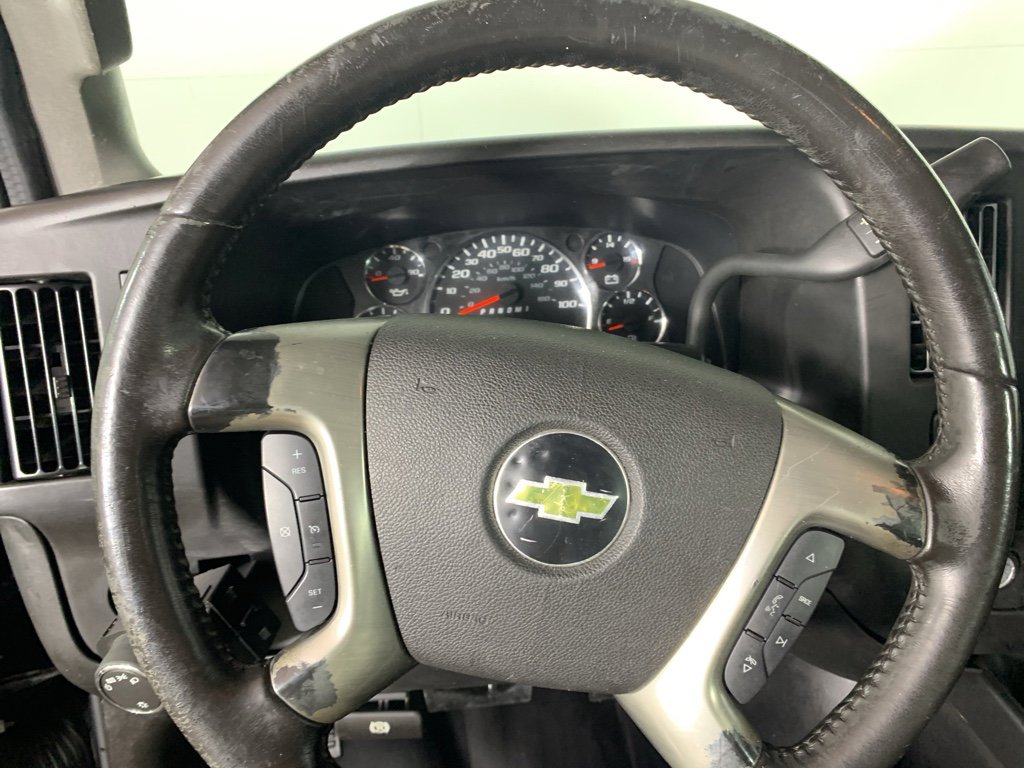 Used 2016 Chevrolet Express 3500 LS w/ Chrome Appearance Package image 21