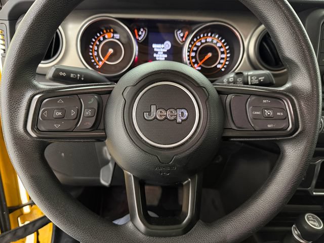 Used 2021 Jeep Wrangler Unlimited Sport AWD/4WD image 12