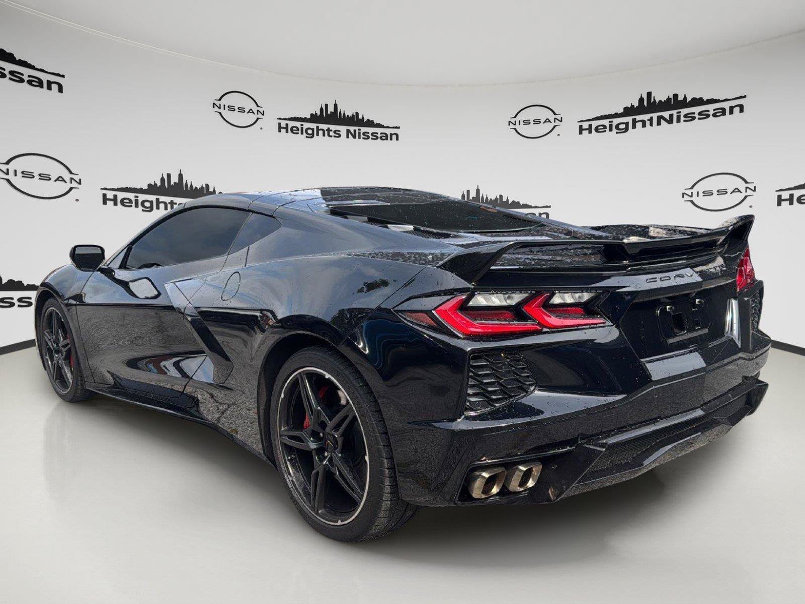 Used 2023 Chevrolet Corvette Stingray Coupe w/ Z51 Performance Package RWD image 4