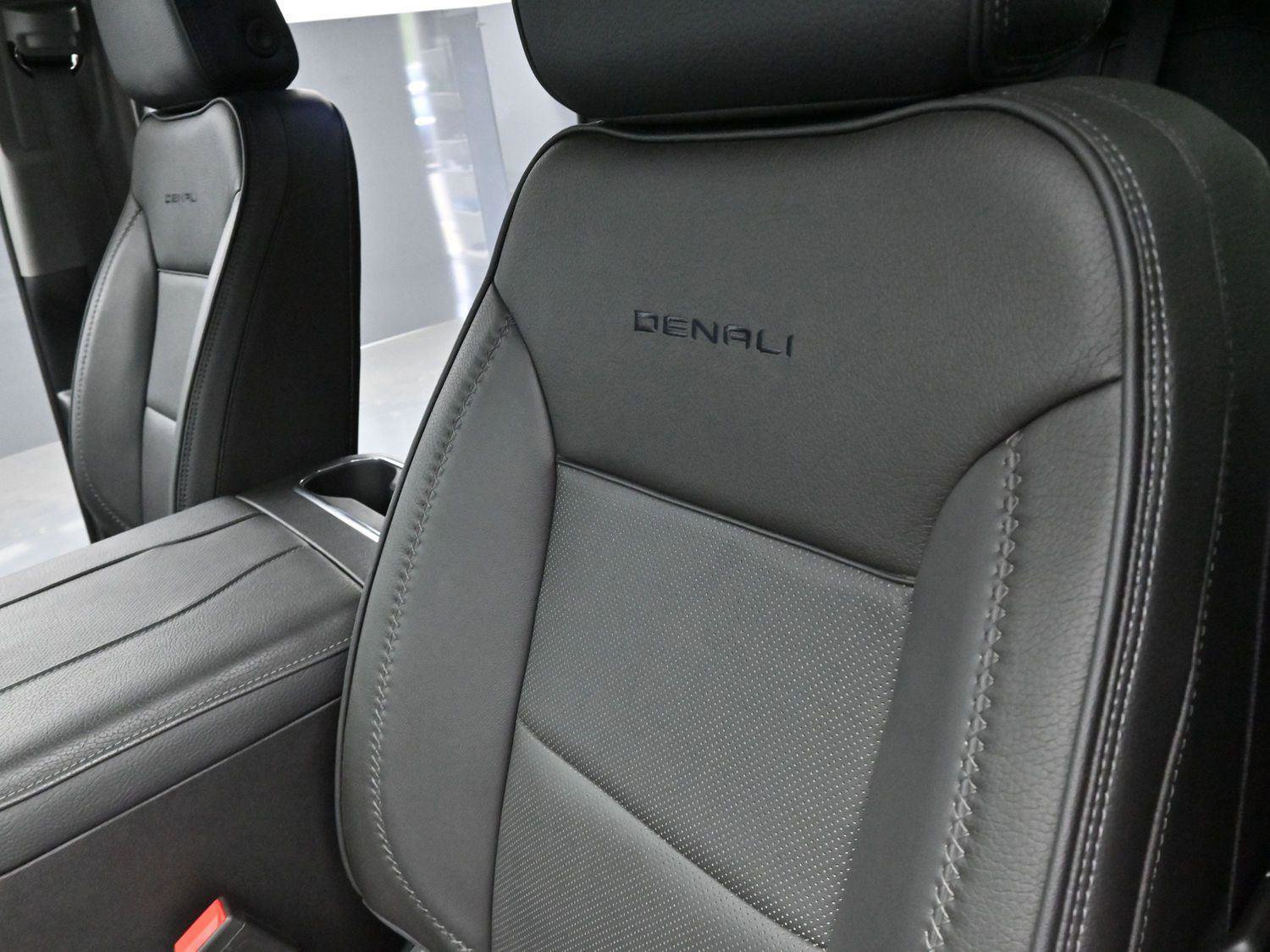 Used 2024 GMC Sierra 1500 Denali w/ Denali Reserve Package RWD image 16