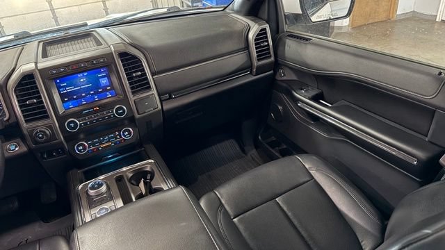 Used 2021 Ford Expedition XLT AWD/4WD image 30