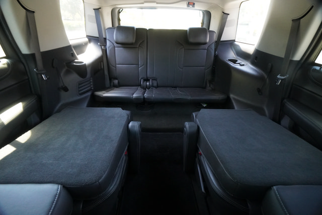 Used 2018 GMC Yukon Denali RWD image 35