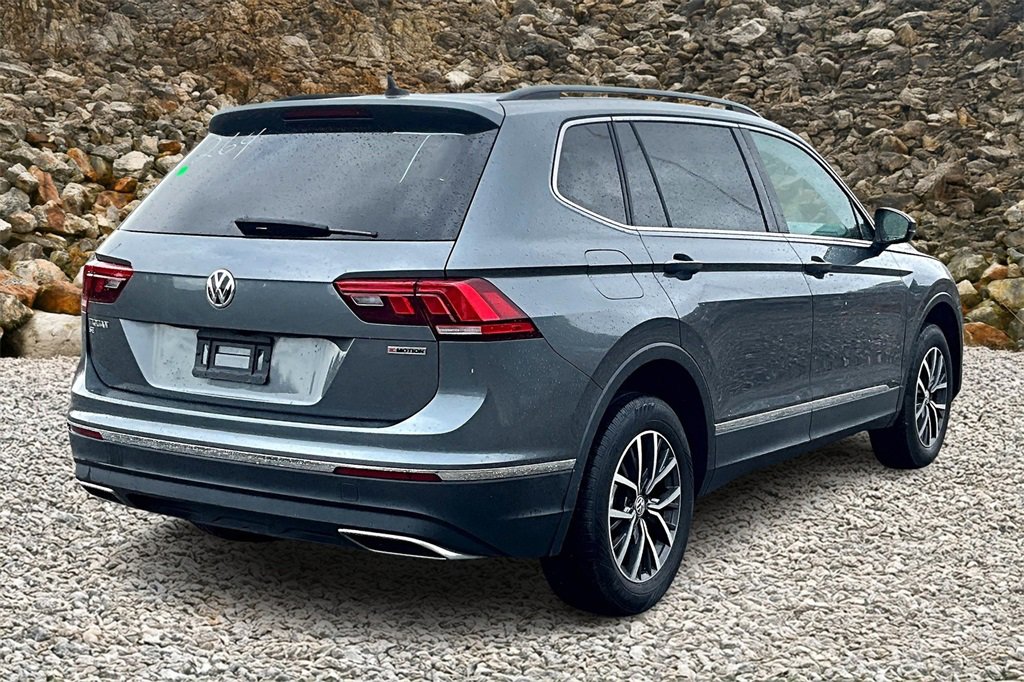 Used 2020 Volkswagen Tiguan SE R-Line image 2