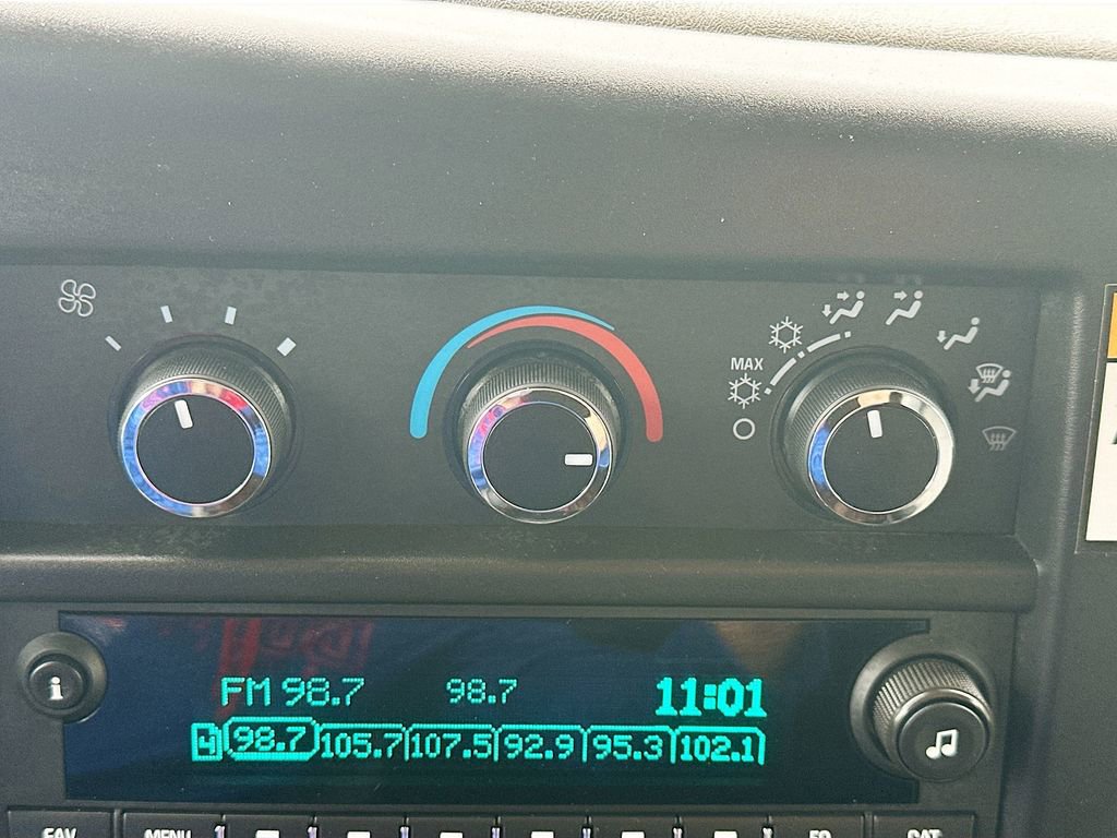 Used 2024 GMC Savana 4500 w/ Power Convenience Package image 18