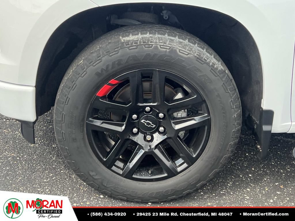 Used 2022 Chevrolet Silverado 1500 RST w/ Redline Edition AWD/4WD image 10